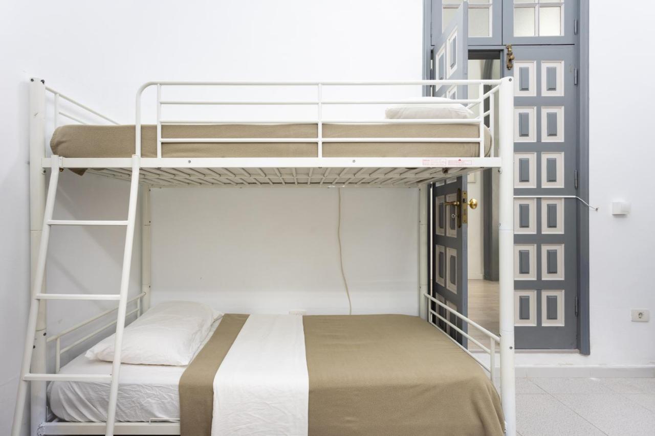 Wanderlust Hostel سانتا كروز دي تينيريف المظهر الخارجي الصورة