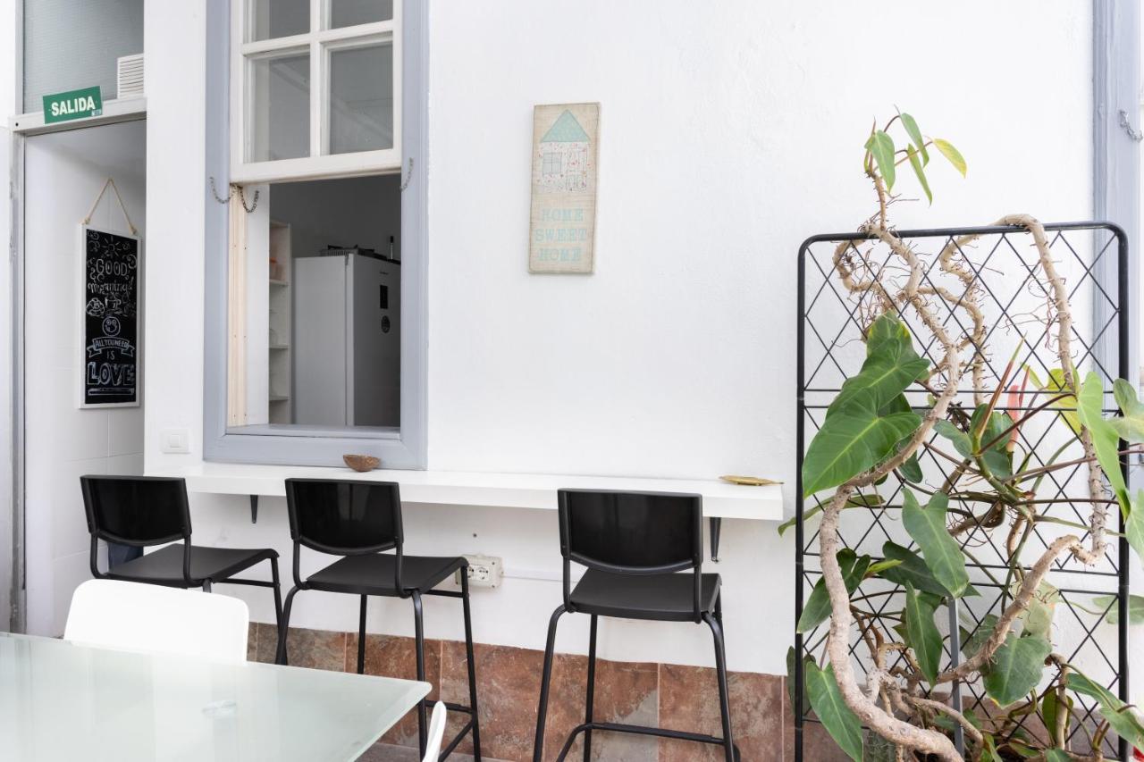 Wanderlust Hostel سانتا كروز دي تينيريف المظهر الخارجي الصورة
