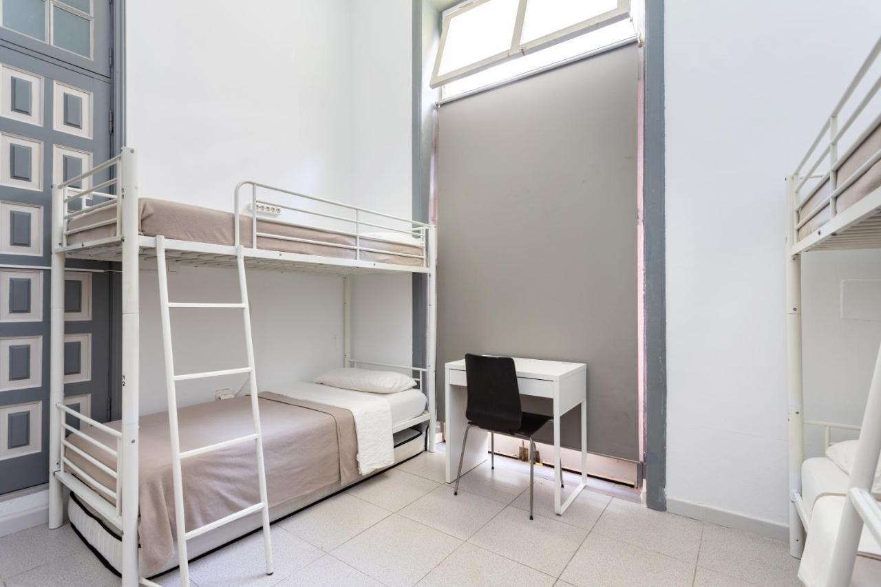 Wanderlust Hostel سانتا كروز دي تينيريف المظهر الخارجي الصورة